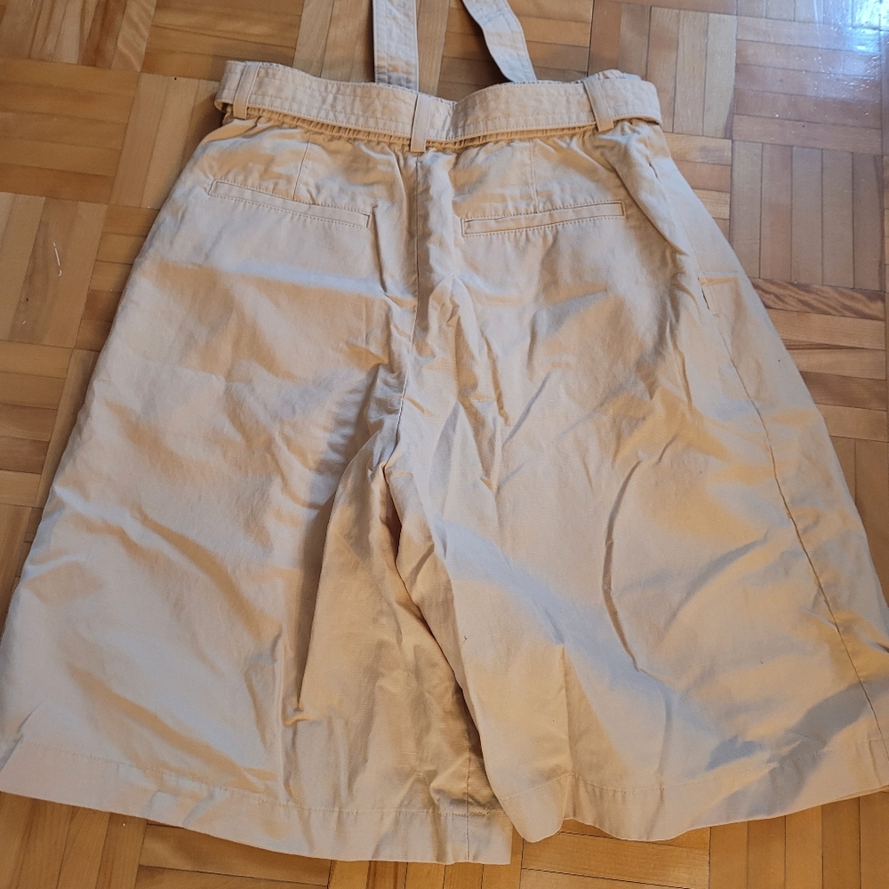 Women short